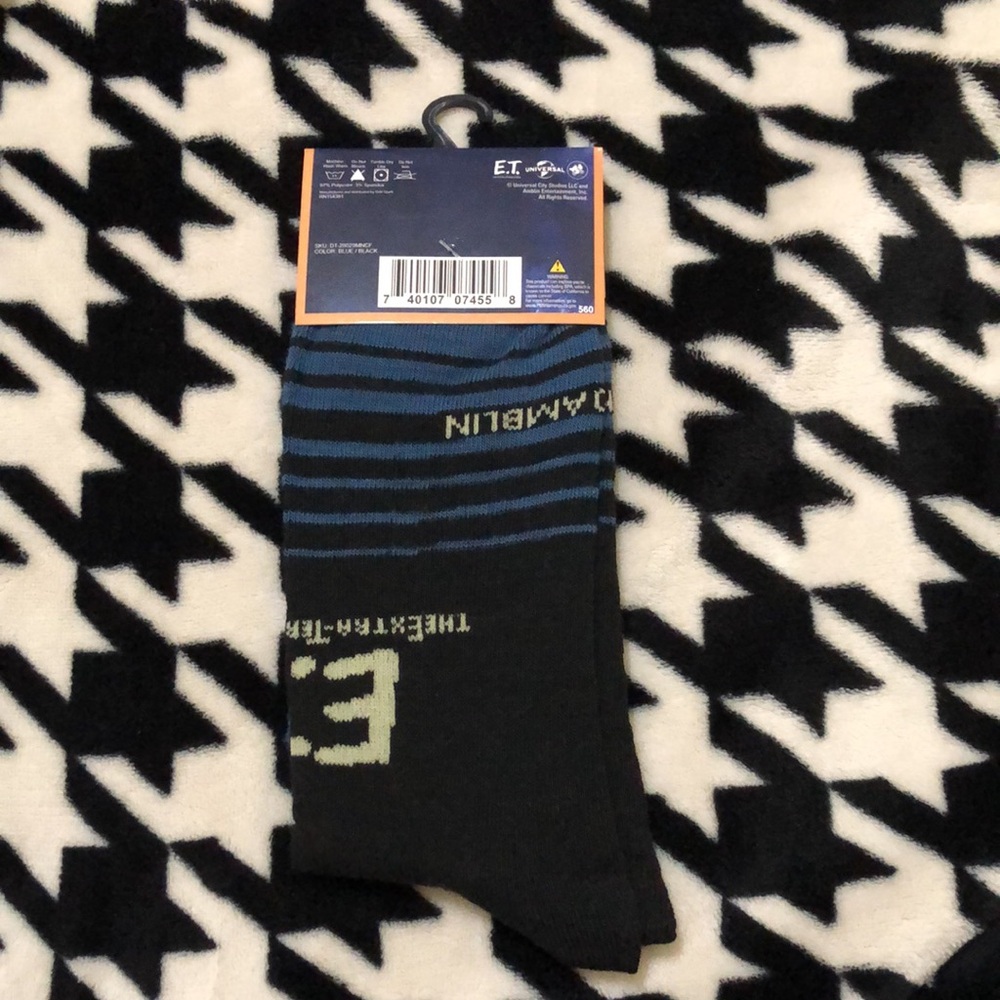 Odd Sox E.T. The Extra-Terrestrial Novelty Socks - Picture 2 of 5